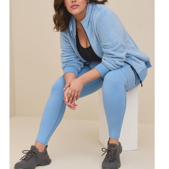 Torrid Faux Fur Active Bomber Jacket Happy Camper Blue Women's Plus Size 1X - Picture 8 of 8